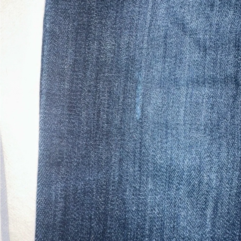 EXPRESS Women’s Classic Low Rise Blue Jeans - Picture 6 of 6